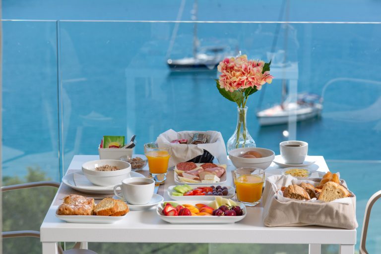 DEAMARIS-Breakfast-3753